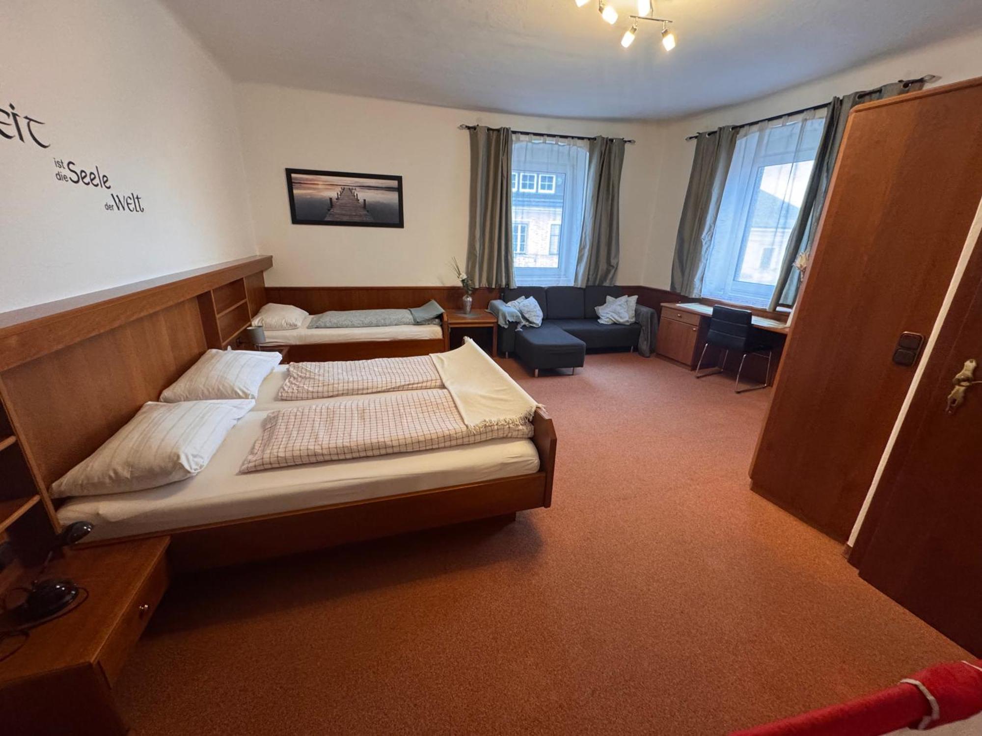 Austria Traveller Hotel Kirchdorf เคิร์ชดอร์ฟ อัน แดร์ เครมส์ ภายนอก รูปภาพ